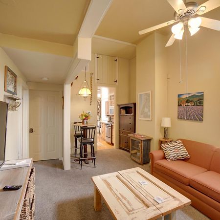 Walk To Water St And River Quaint Saugatuck Apt Luaran gambar