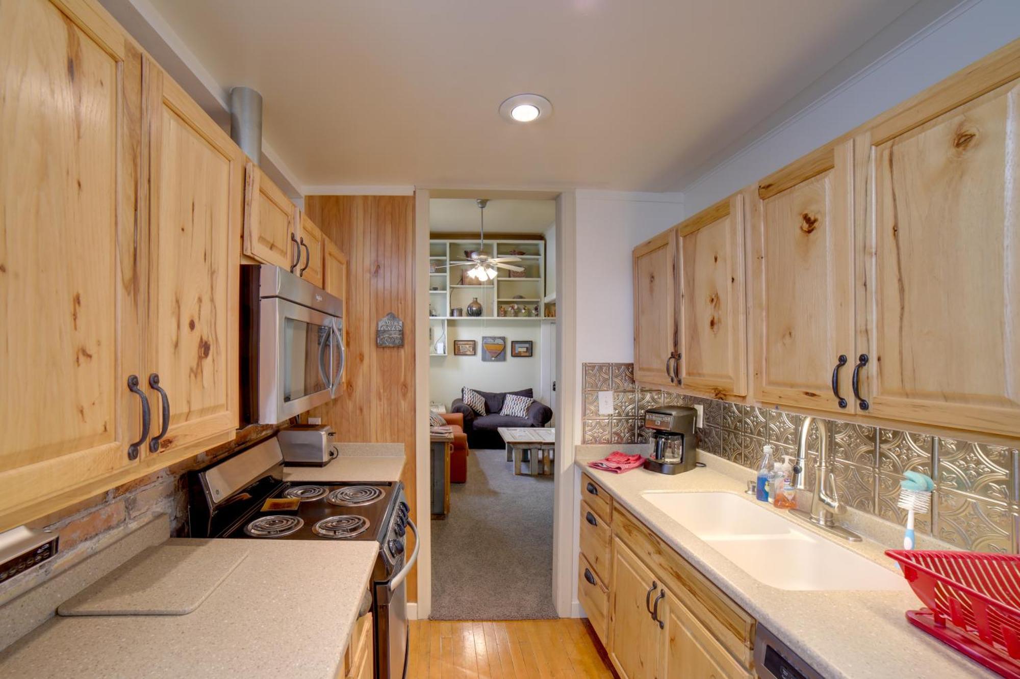 Walk To Water St And River Quaint Saugatuck Apt Luaran gambar
